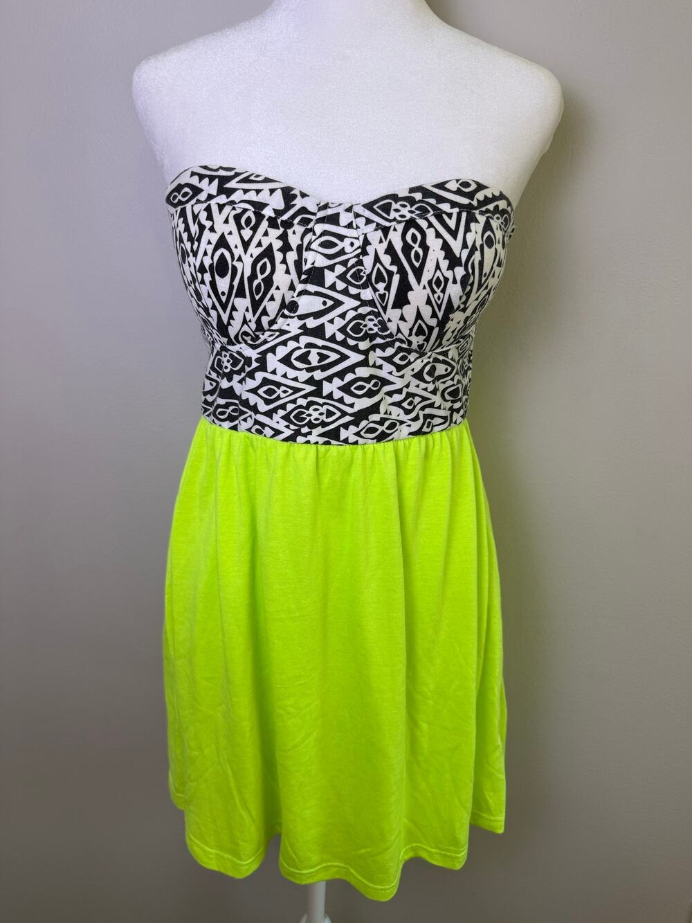 Charlotte Russe Y2K Neon Strapless Tribal Print Mini Dress Size Medium